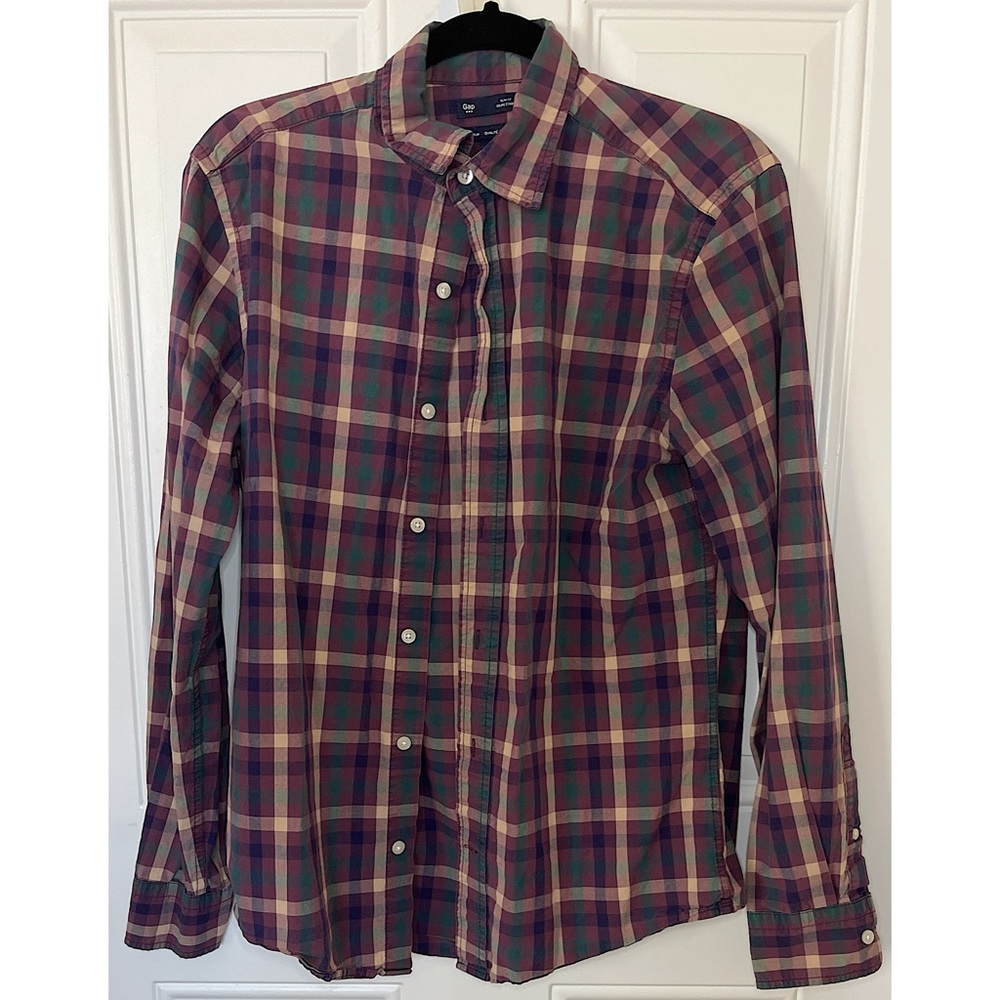 GAP Men’s Medium Long Sleeve Multicolor Plaid Button Down Slim Fit Shirt.